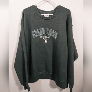 CO GRAND HAVEN Men's Dark GREEN Crewneck Sweater - Like New